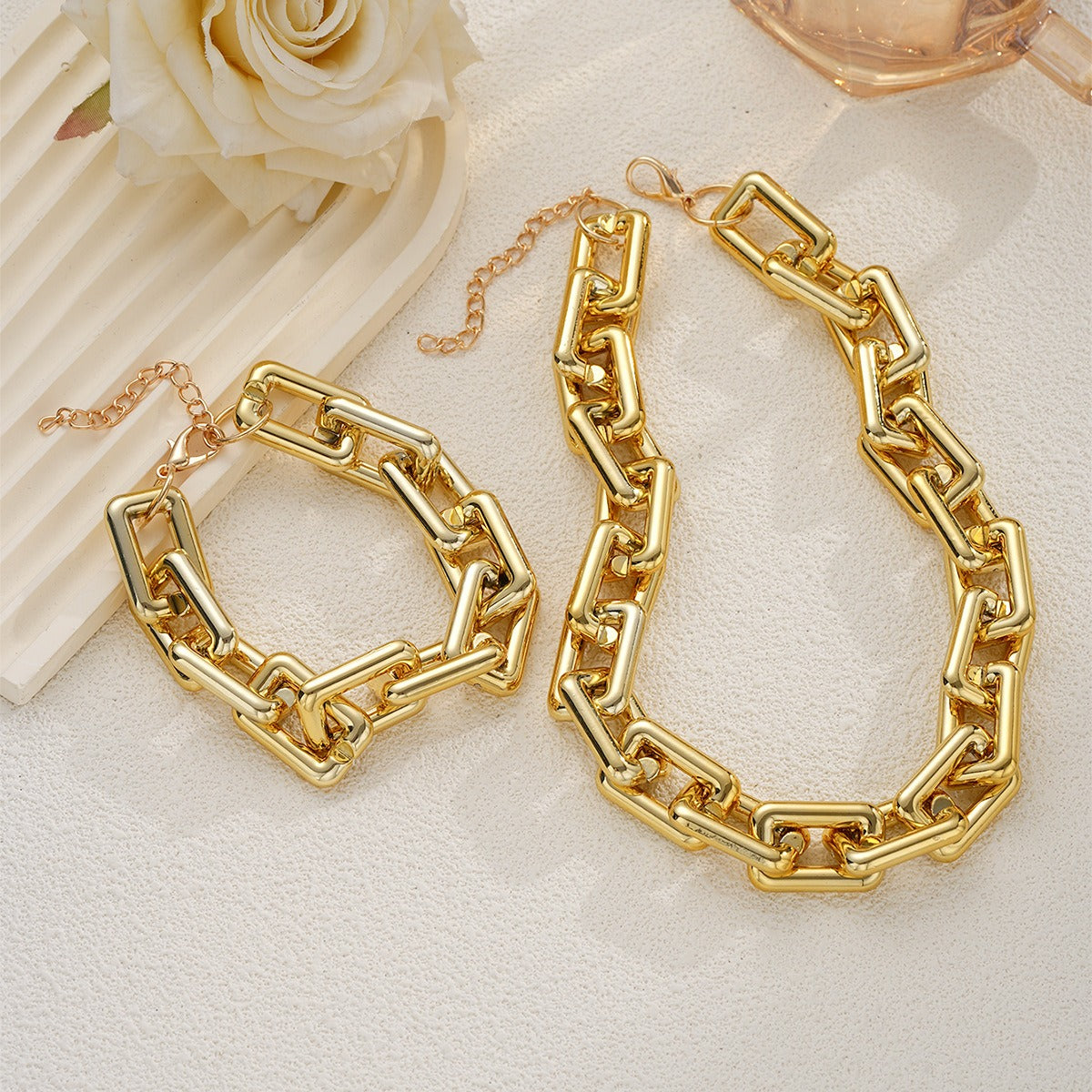 Geometric rectangular chunky chain bracelet and necklace set